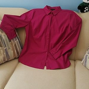 Worthington ladies size 18 deep fushia blouse